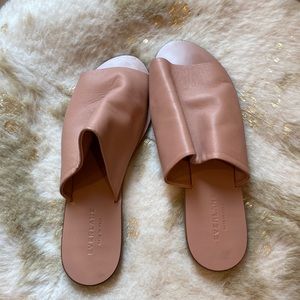 Everlane 9.5 sandals